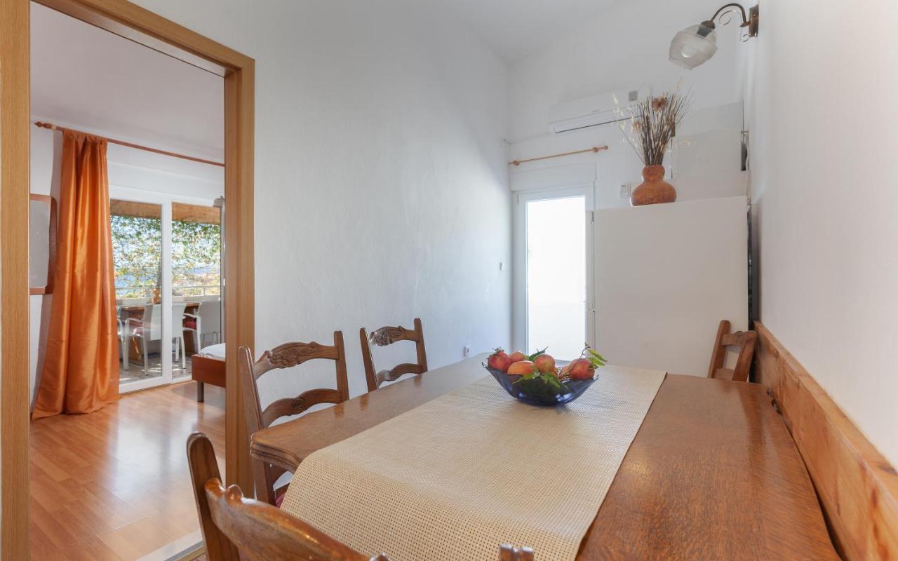 Apartments By The Sea Igrane, Makarska - 310 Exterior photo